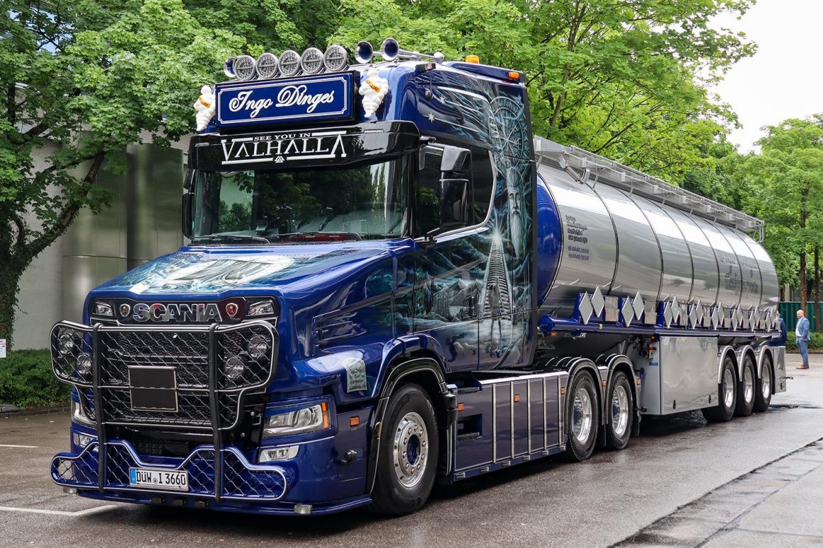 Dinges Logistics im Tank Cleaning Magazin